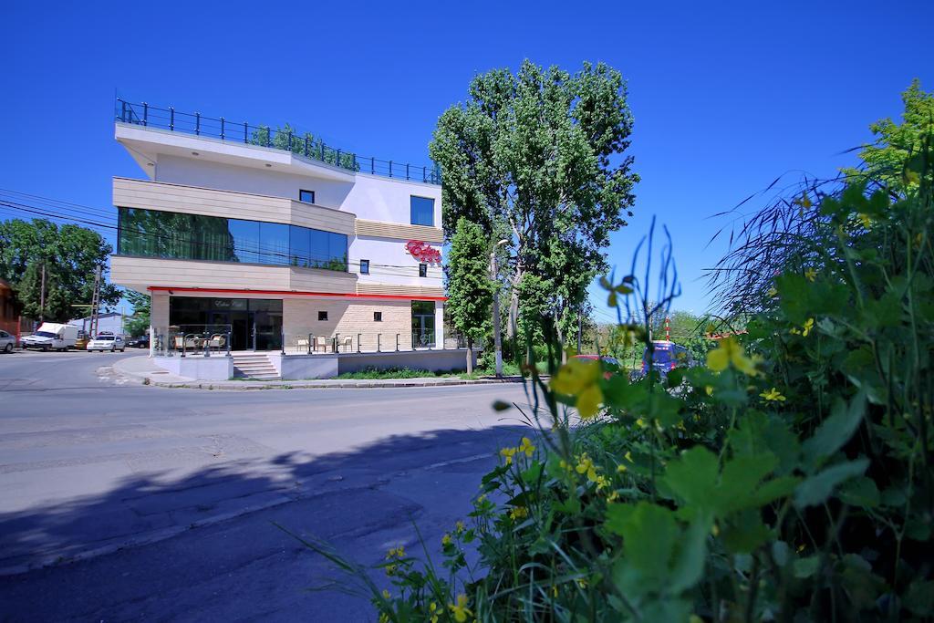 Hotel Eden Tulcea Exteriér fotografie