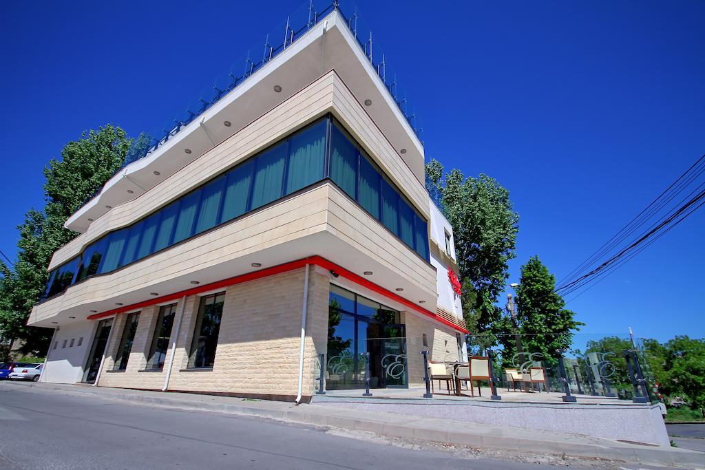 Hotel Eden Tulcea Exteriér fotografie