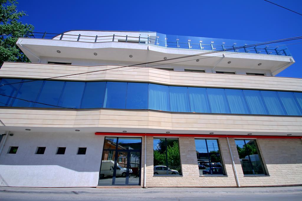 Hotel Eden Tulcea Exteriér fotografie