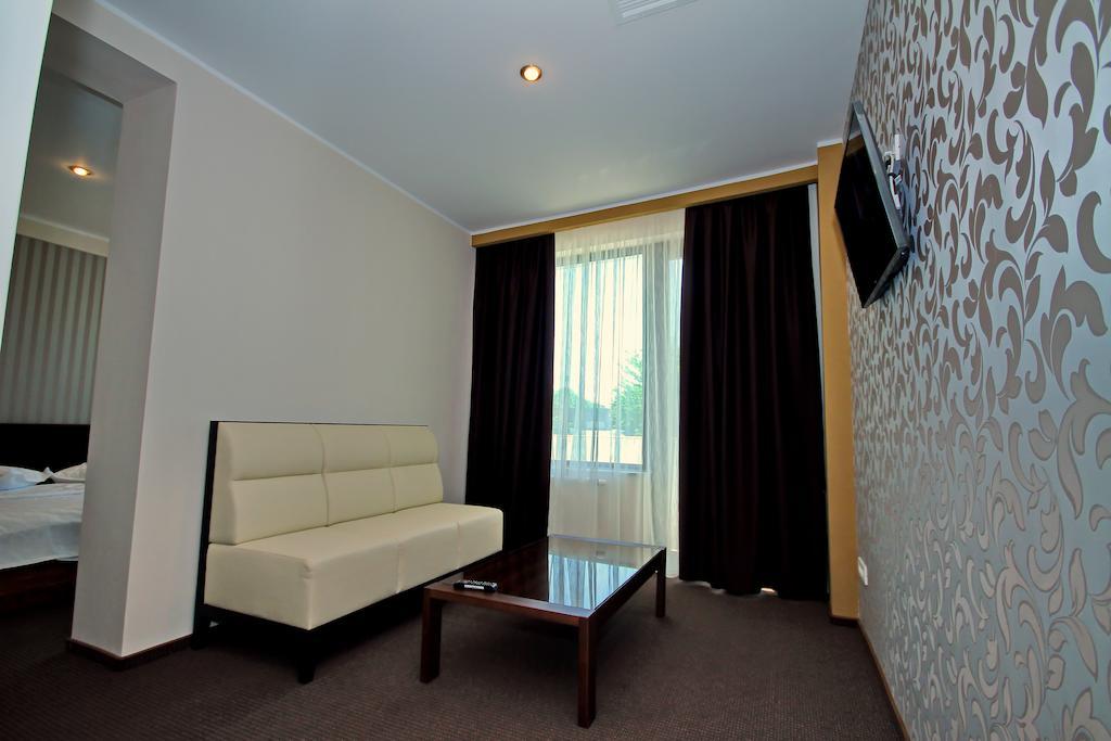 Hotel Eden Tulcea Exteriér fotografie